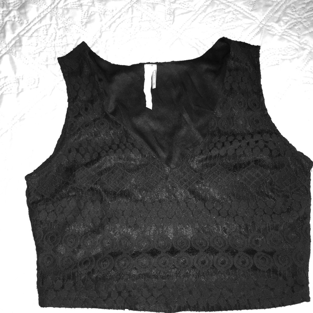 Crop top